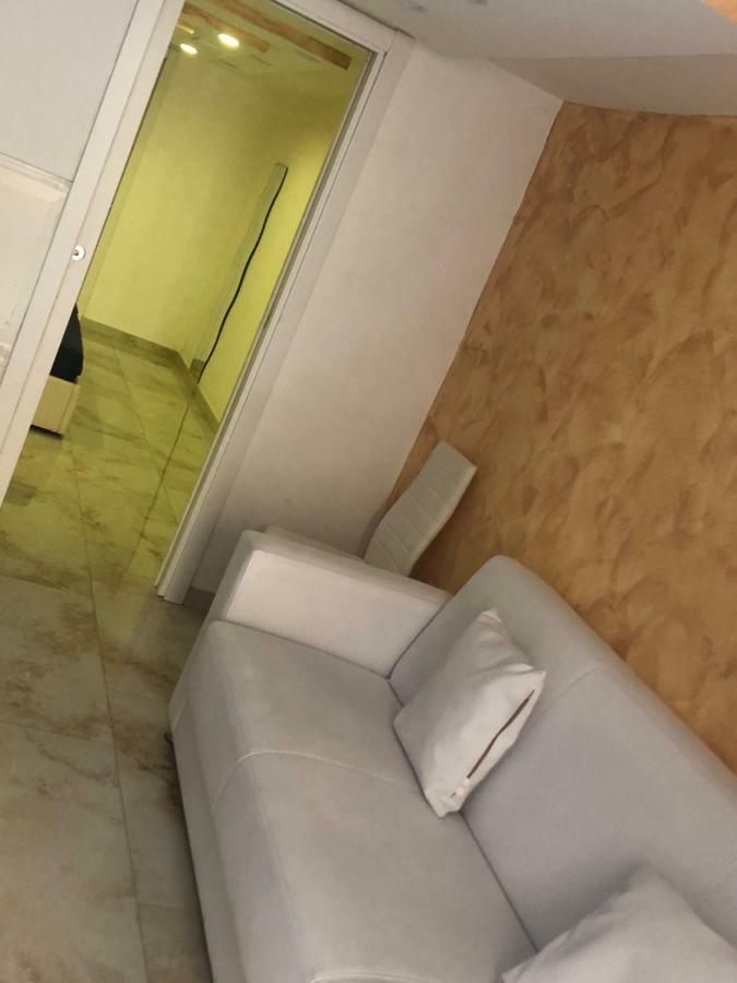 Appartamento Sole House Napoli Esterno foto